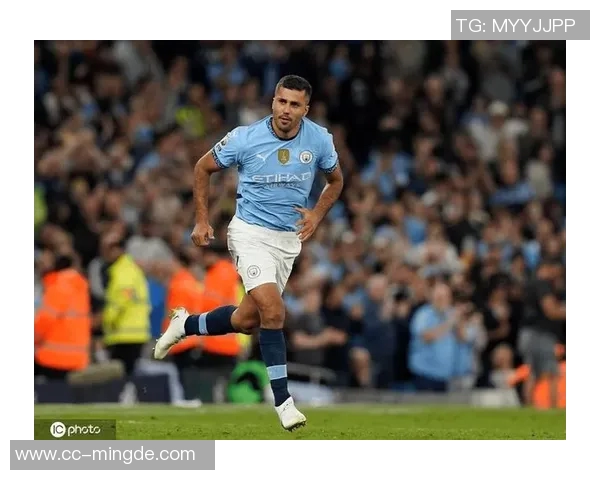 曼城官推庆祝罗德里获金球奖一周年回顾精彩瞬间