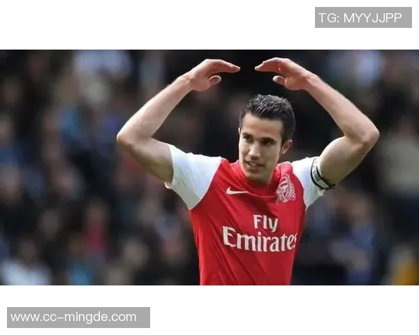 范佩西坚决不辞职回应球队落后埃因霍温17分管理层态度需进一步沟通